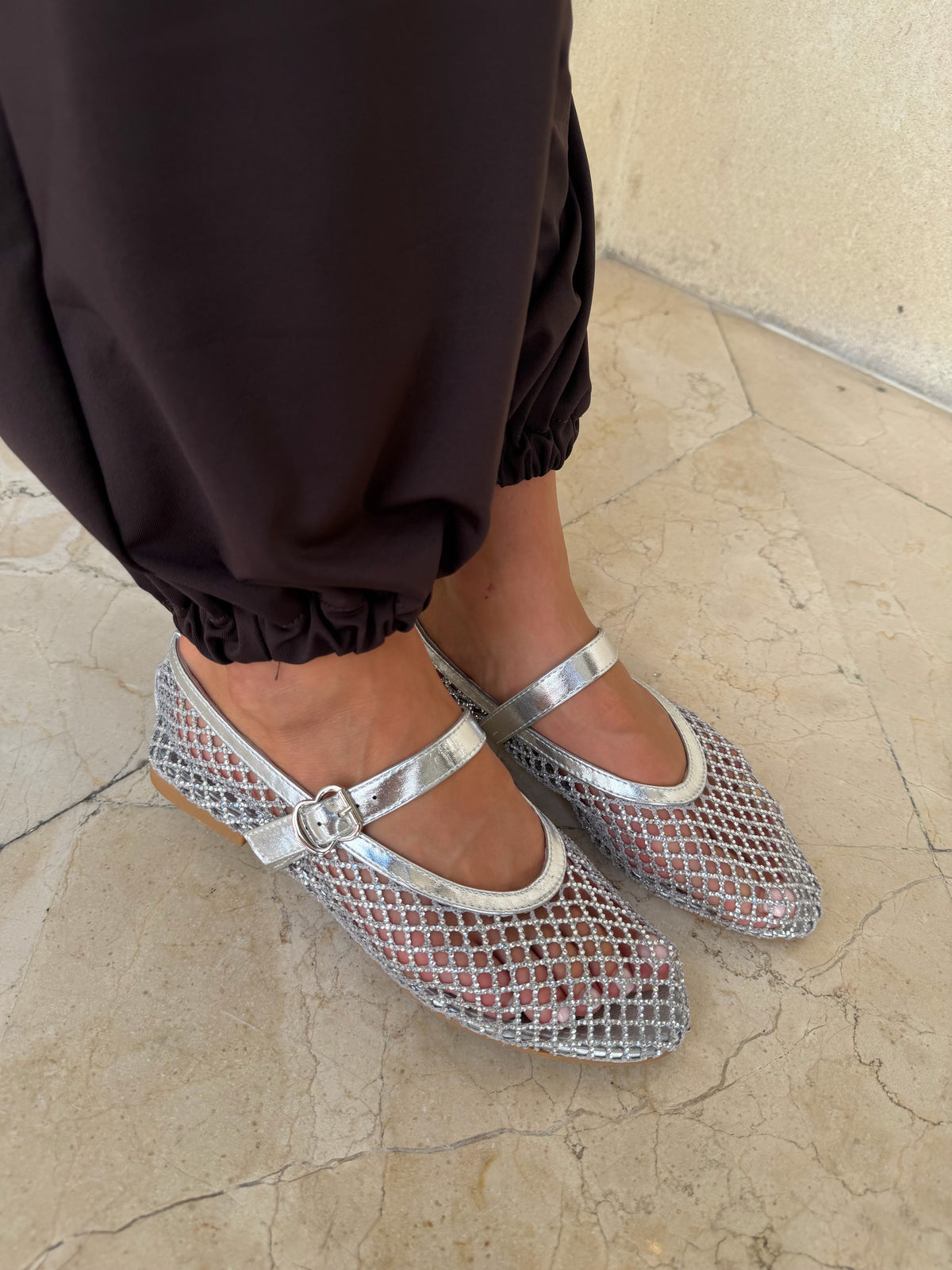Lola flats