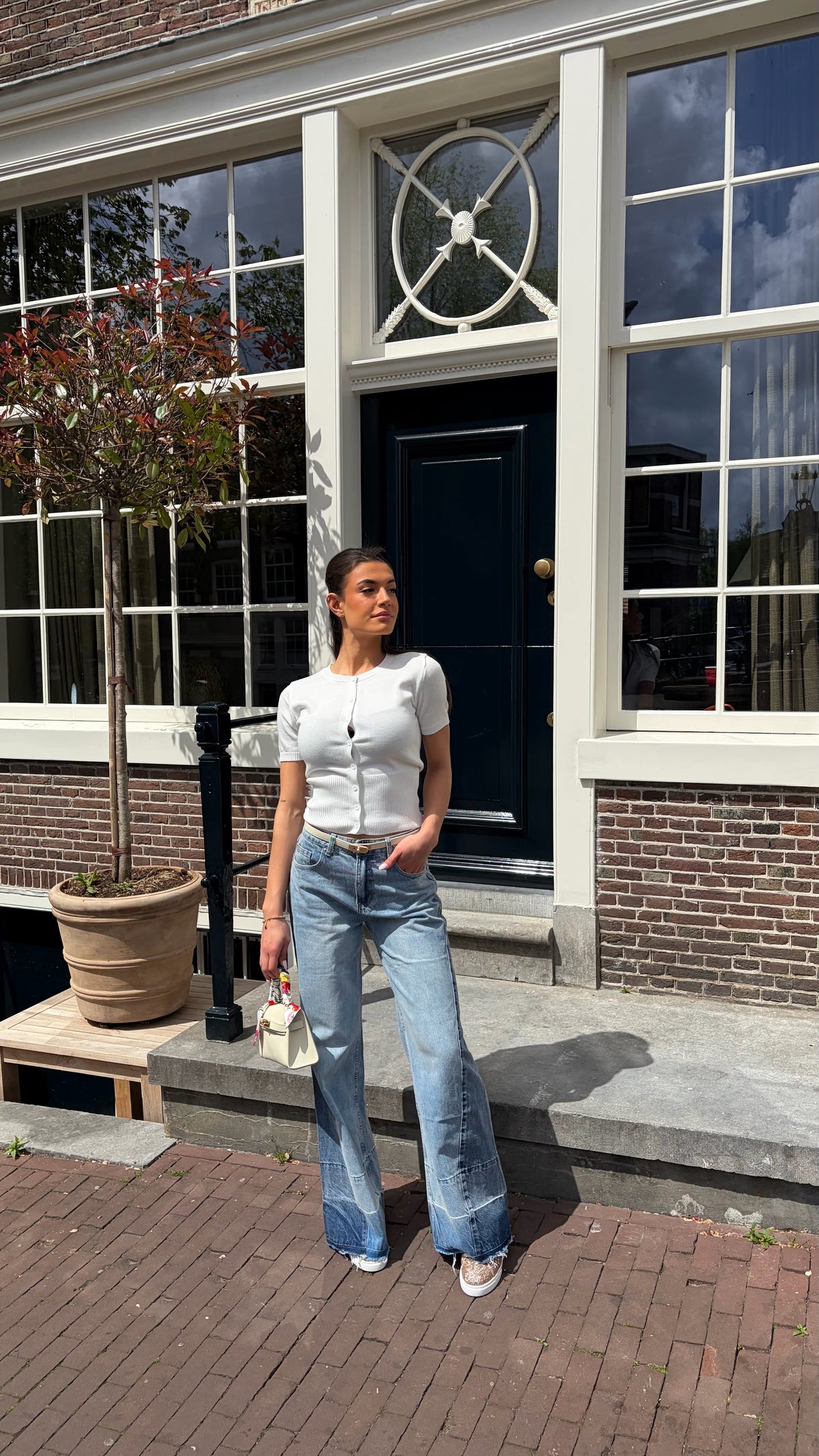 Wide leg jeans